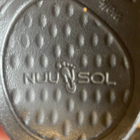 Nuu sole flip flops - Picture 4 of 4